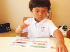 知能因子の刺激